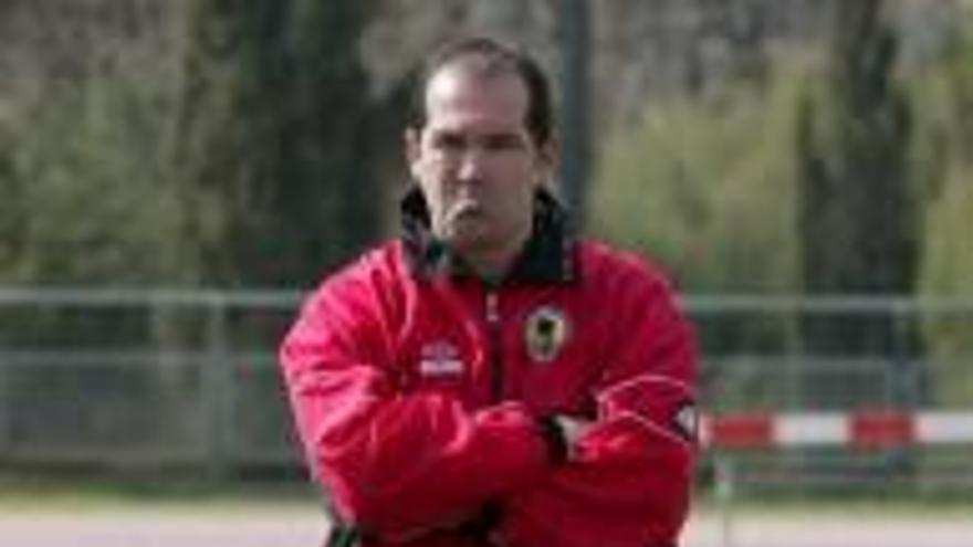 Vinsjic, como entrenador del Hércules en el curso 02/03.