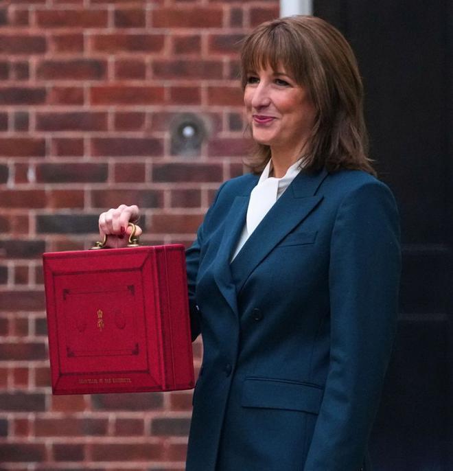 El Govern laborista calma els seus diputats amb ajudes a famílies pobres