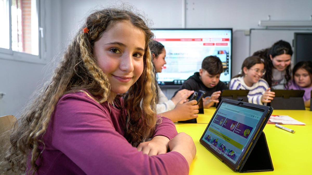 ¡Verano Digital para Jóvenes! Aprende, Diviértete y Descubre la Tecnología Gratis