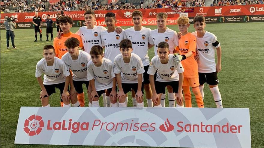 El Valencia cae con honores y se despide de la Liga Promises