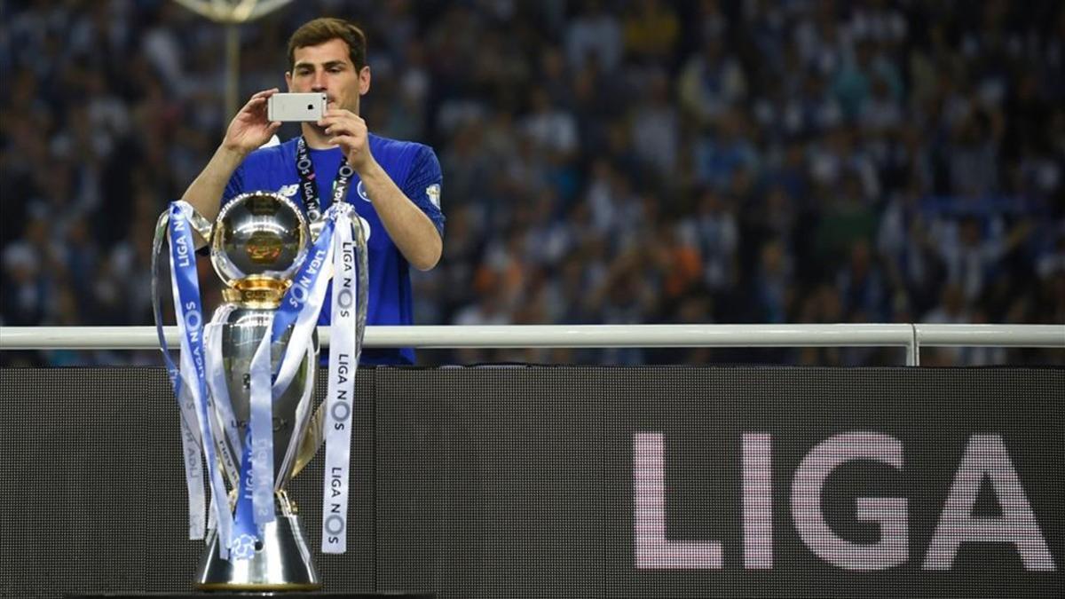 O Jogo apunta la continuidad de Casillas en Porto