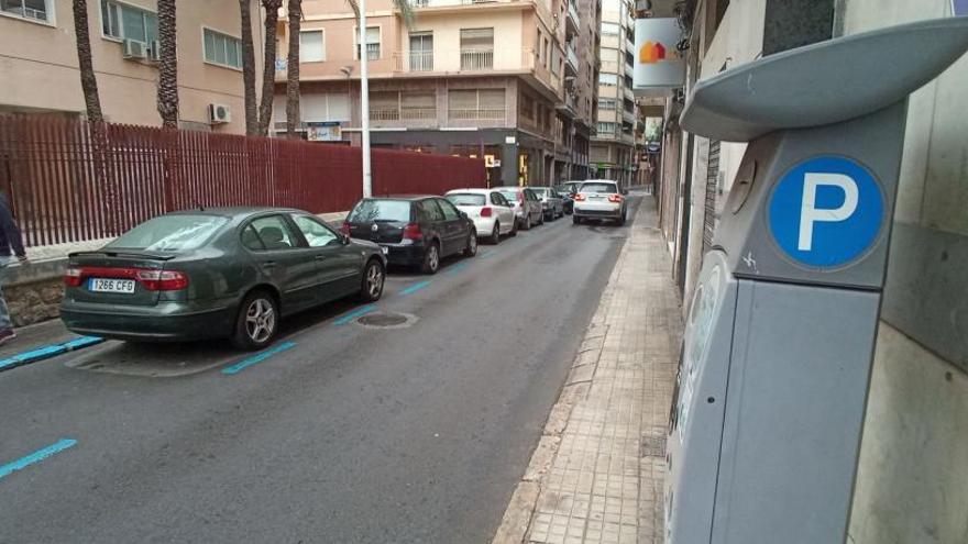 ¿Qué hago con mi coche que está en la zona azul de Elche?