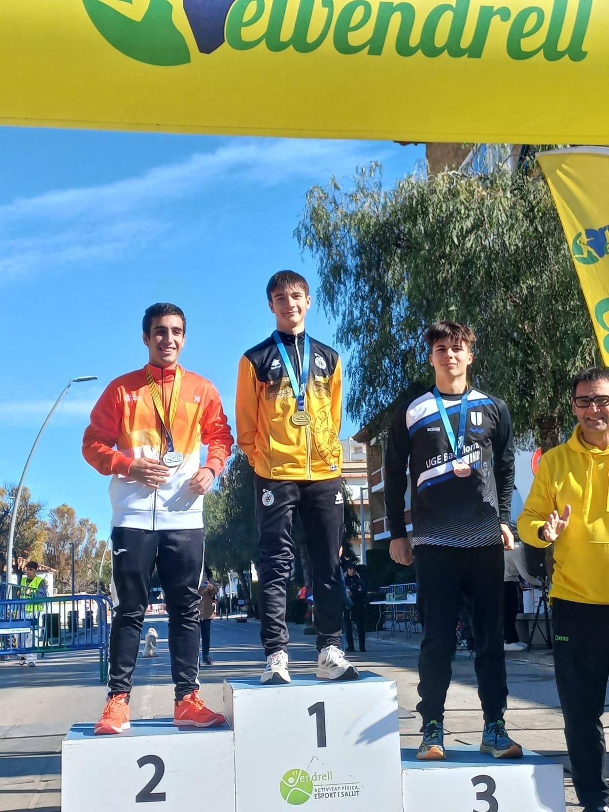 Marc Suárez, al podi dels 10km marxa Sub-18 del Campionat de Catalunya en ruta celebrats al Vendrell