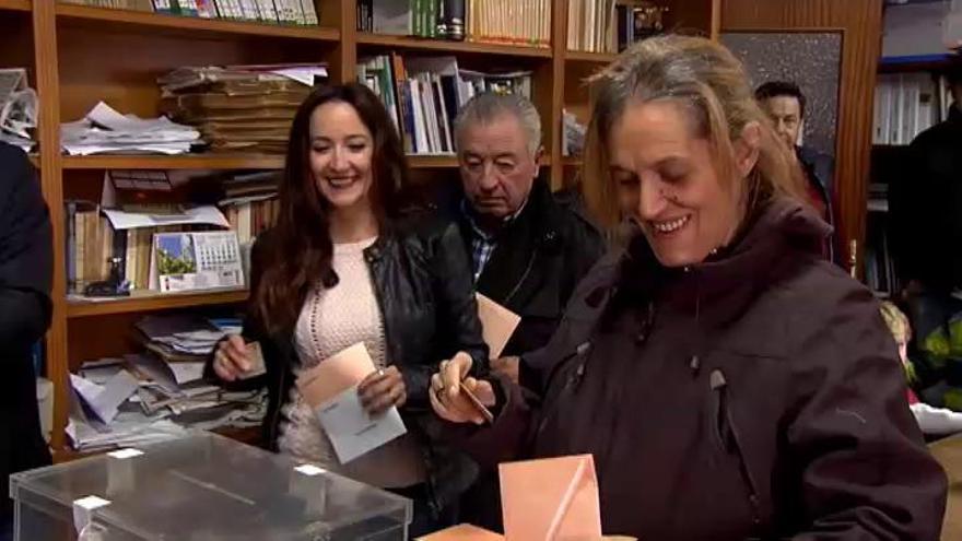 Villarroya bate su propio récord y vota en sólo 32 segundos