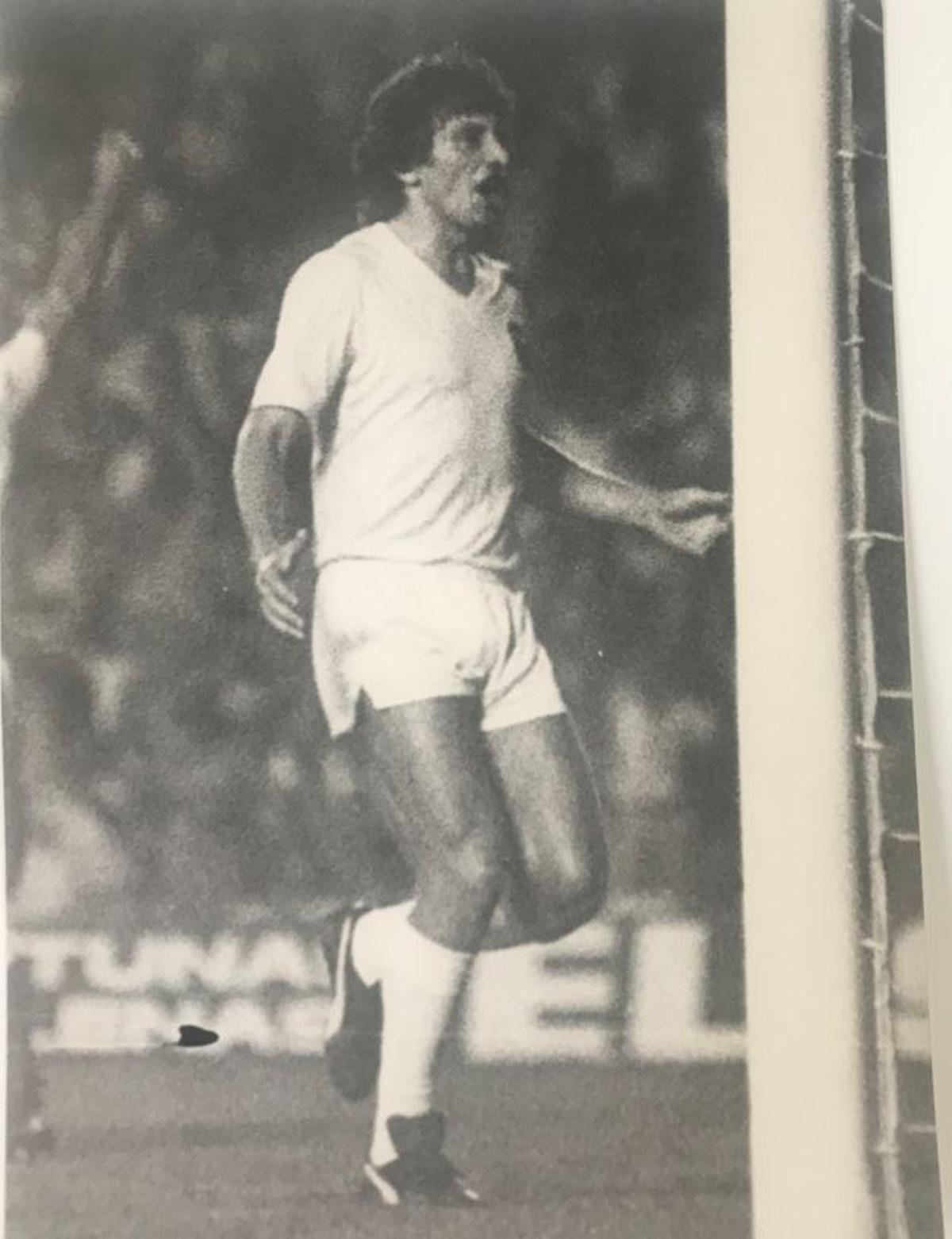 Fernando Morena, el 27 de diciembre de 1980 en el estadio Insular