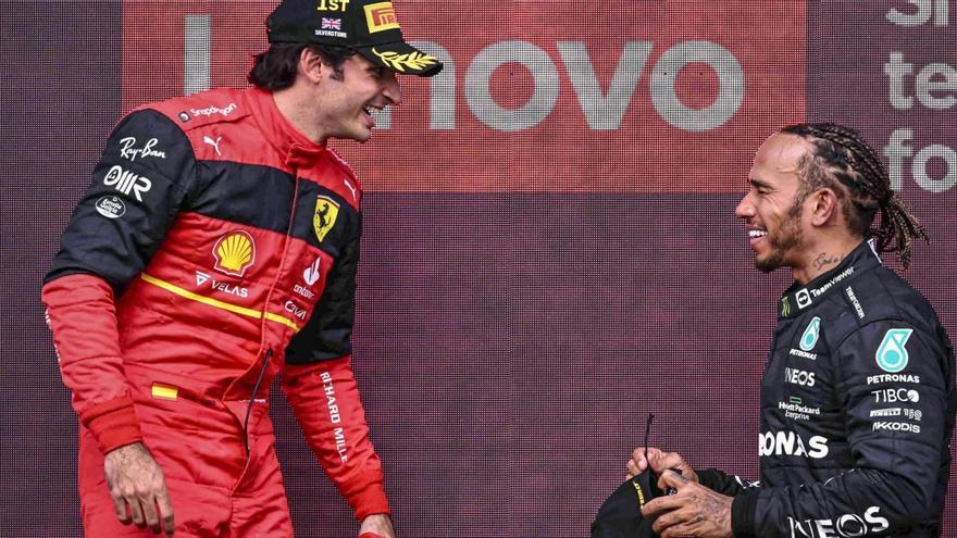 Hamilton se va a Ferrari en 2025