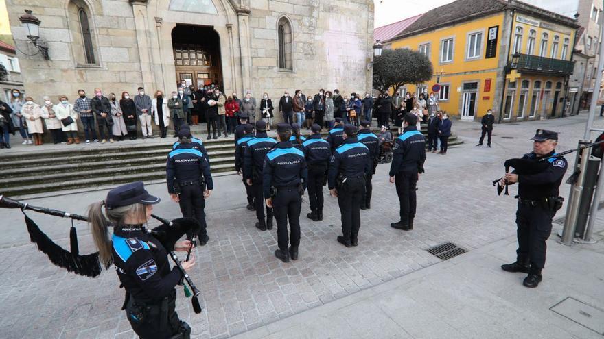 Último adiós a la exalcaldesa Eva García en Porriño