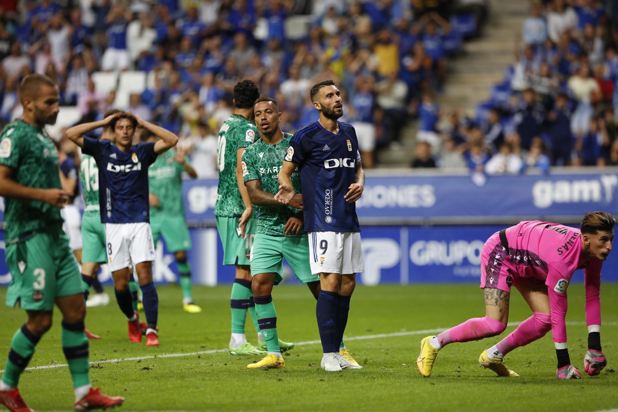 Real Oviedo - Levante, en imágenes