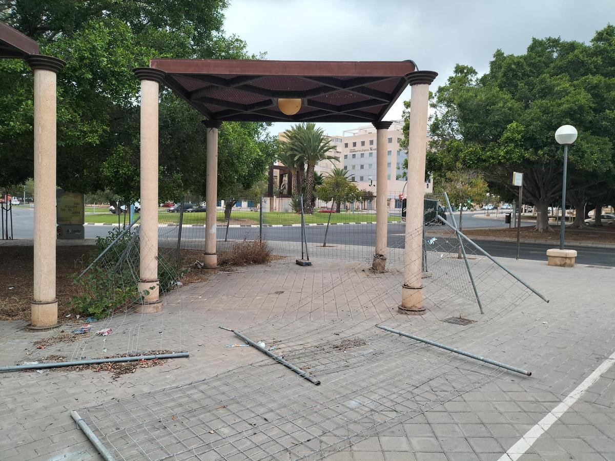 Vallas caídas en Alicante