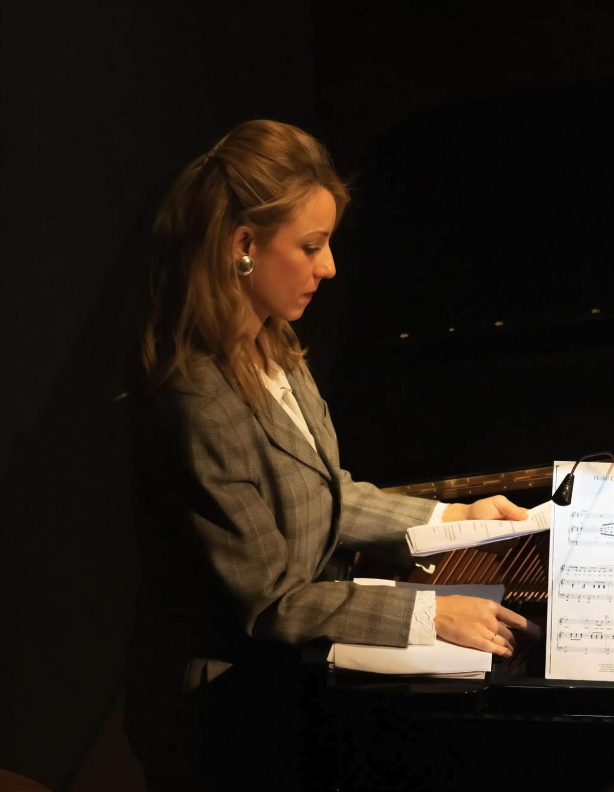 Leonor Salinero, pianista.