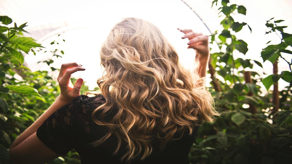 Cabello con ondas