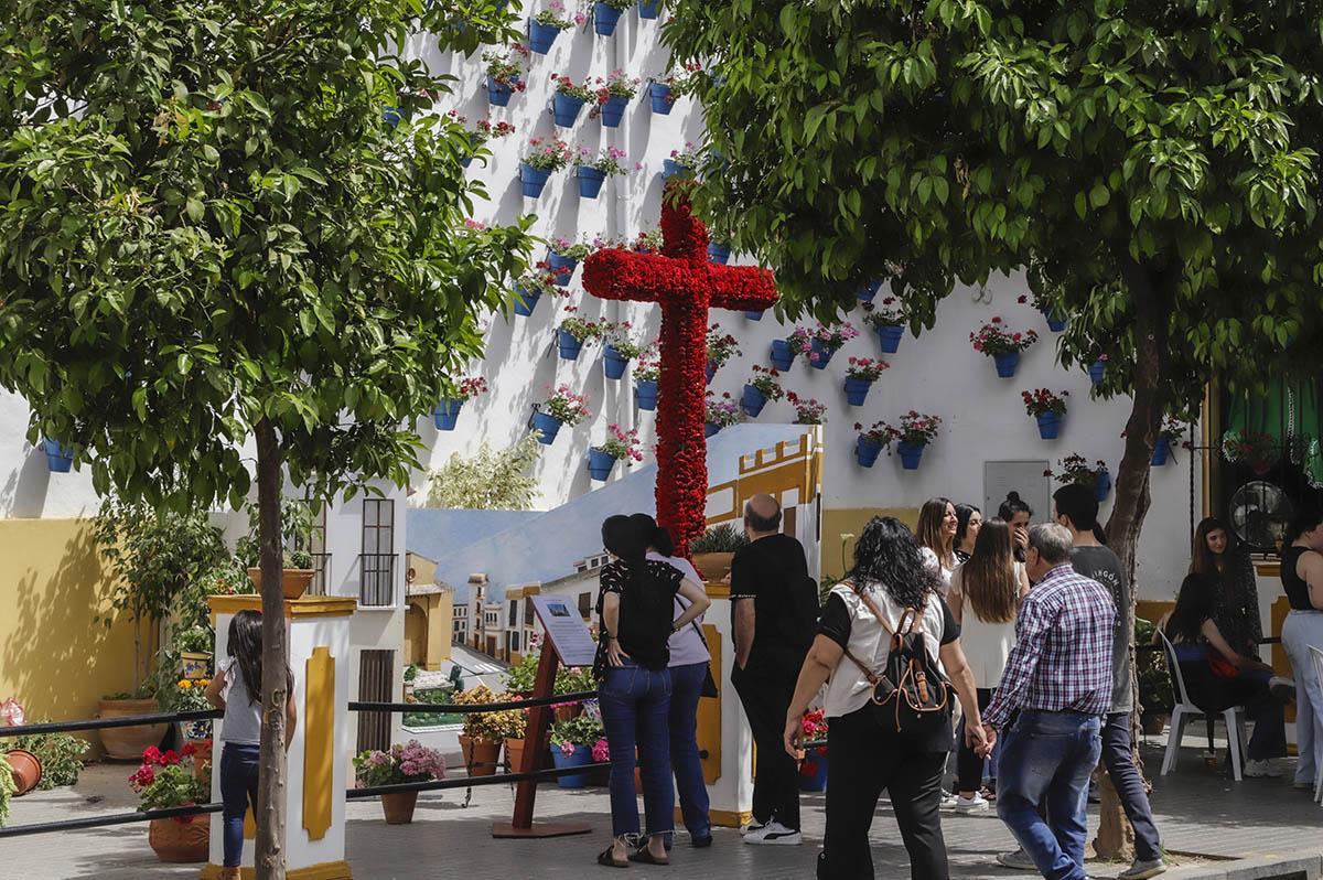 La AAVV Nuevo Cañero ganadora del concurso de Cruces de Mayo en zonas modernas La AAVV Nuevo Cañero ganadora del concurso de Cruces de Mayo en zonas modernas