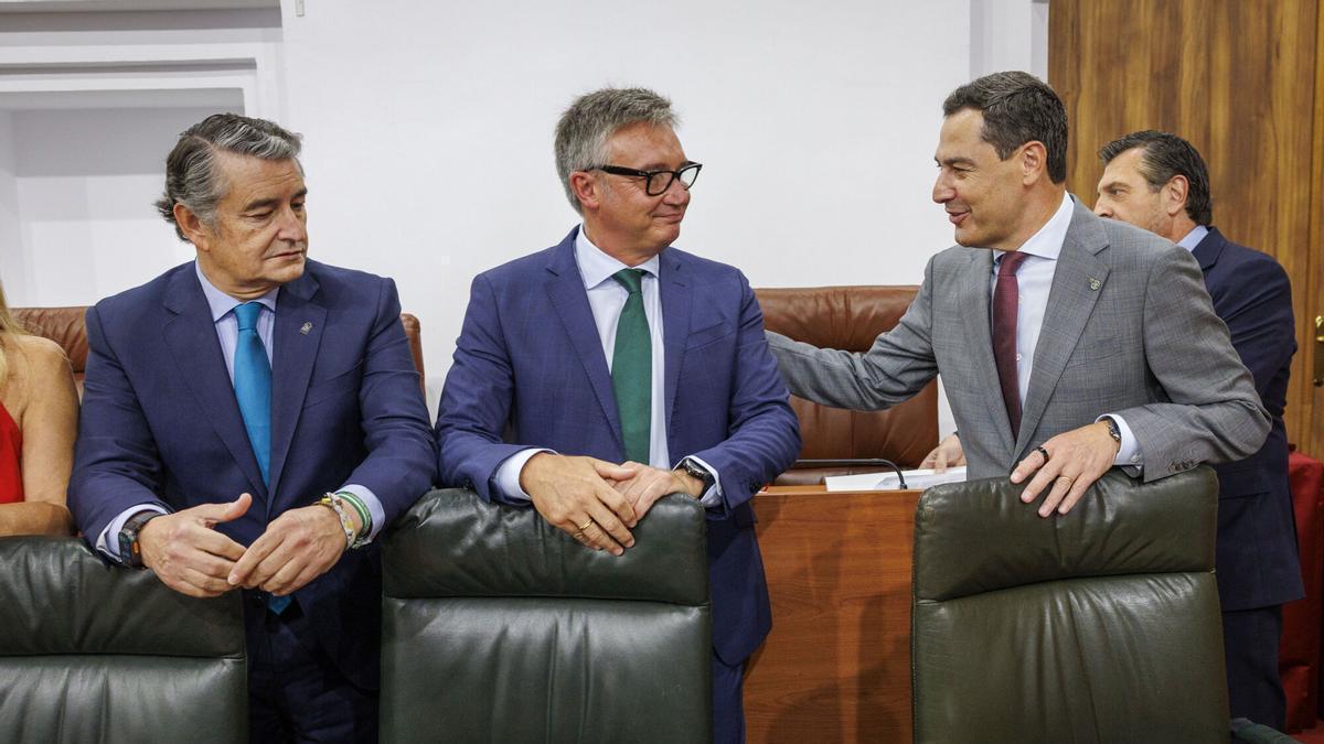 JUANMA MORENO | Juanma Moreno afianza su alianza con Vox en Andalucía como un “frente común” contra Pedro Sánchez