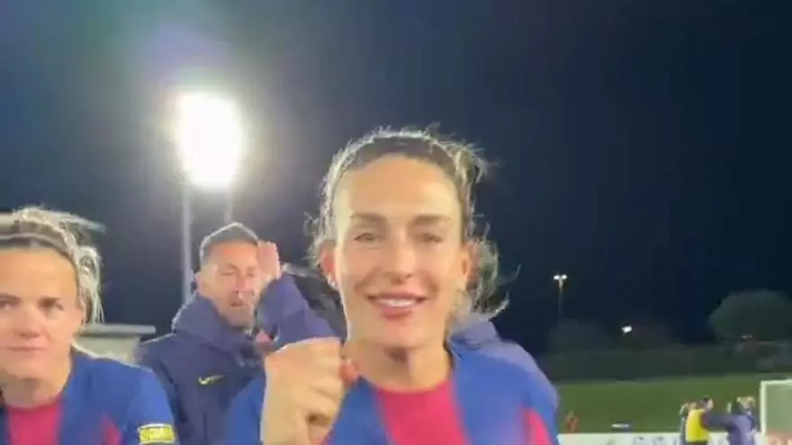 Alegría y emoción entre las jugadoras del Barça tras su victoria contra el Madrid
