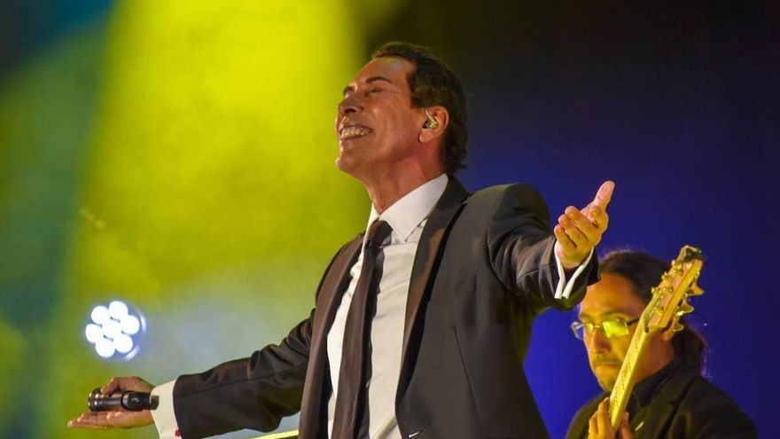 José Vélez y Los Sabandeños celebran el Día de Canarias en Arrecife