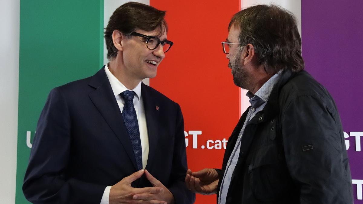 El líder y candidato del PSC, Salvador Illa, con el secretario general de UGT en Catalunya, Camil Ros, el pasado lunes
