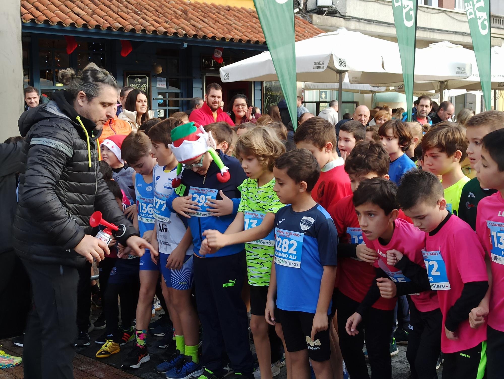 Casi 1.500 participantes disputan la carrera de Fin de Año de Pola de Siero