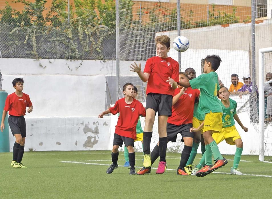 El fútbol arranca el primero