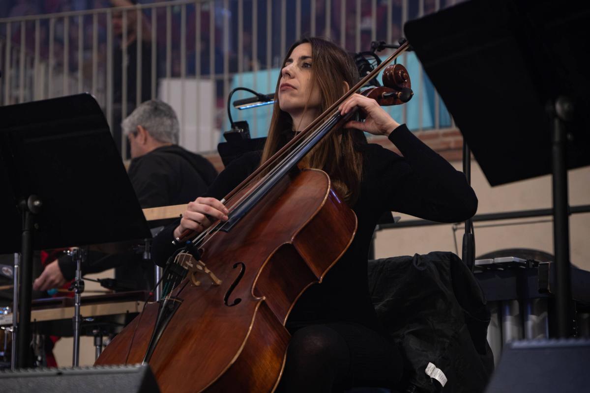 Ensayo previo al gran acto de celebración de los 200 años de las Escuelas Vedruna, con la participación de 1.000 niños en el Tarraco Arena