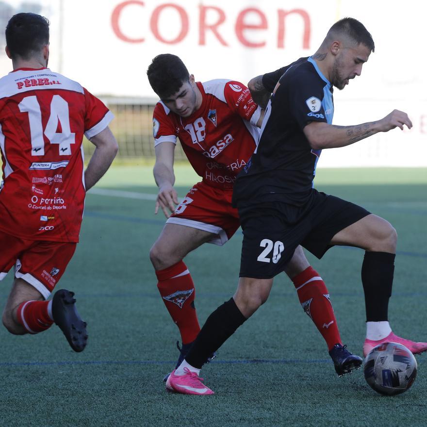 Kilian Villaverde en una acción ayer en O Carballo.