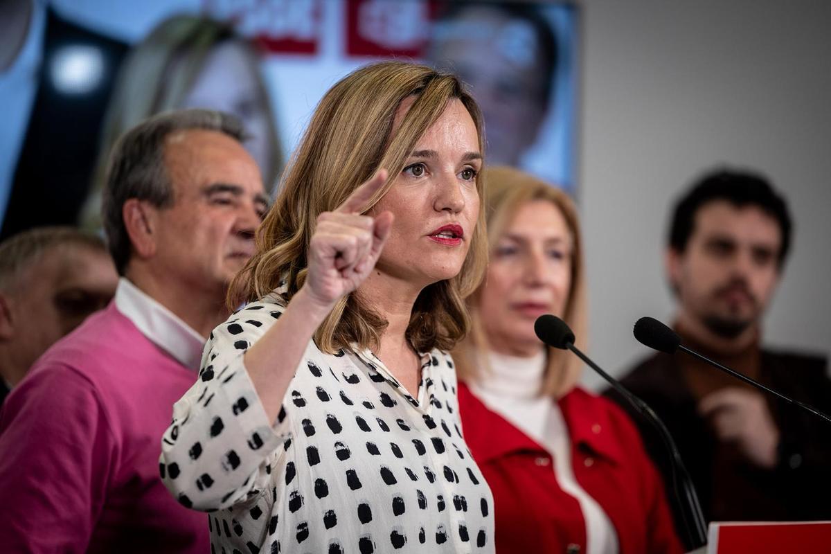 En imágenes | El PSOE de Pilar Alegría reacciona a los resultados electorales En imágenes | El PSOE de Pilar Alegría reacciona a los resultados electorales