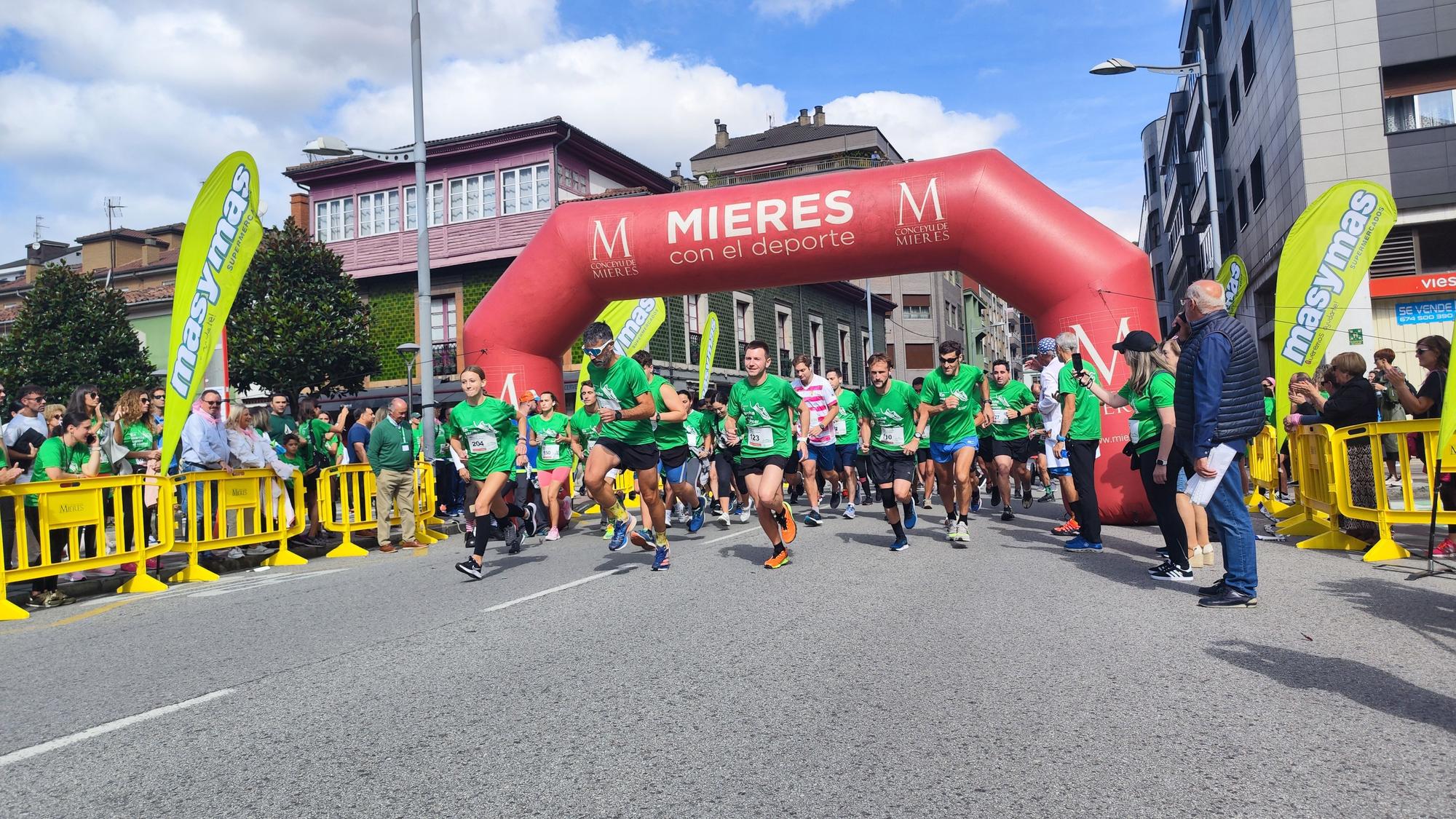 La carrera contra el cáncer de Mieres, en imágenes.