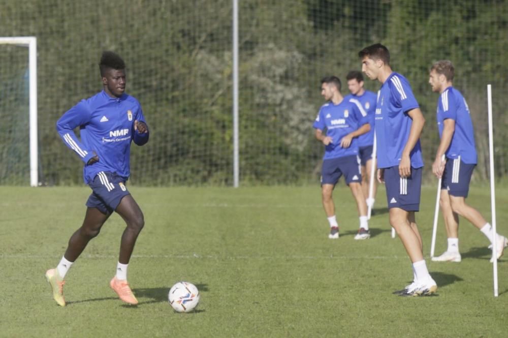 Entrenamiento del Oviedo en El Requexón