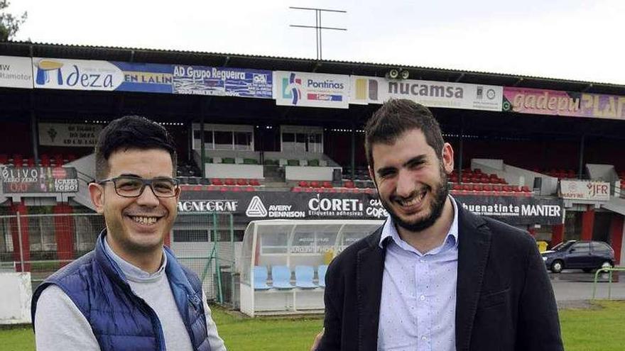 Cerón (dcha.) fue presentado ayer por Marcos Torres. // Bernabé/J. Lalín