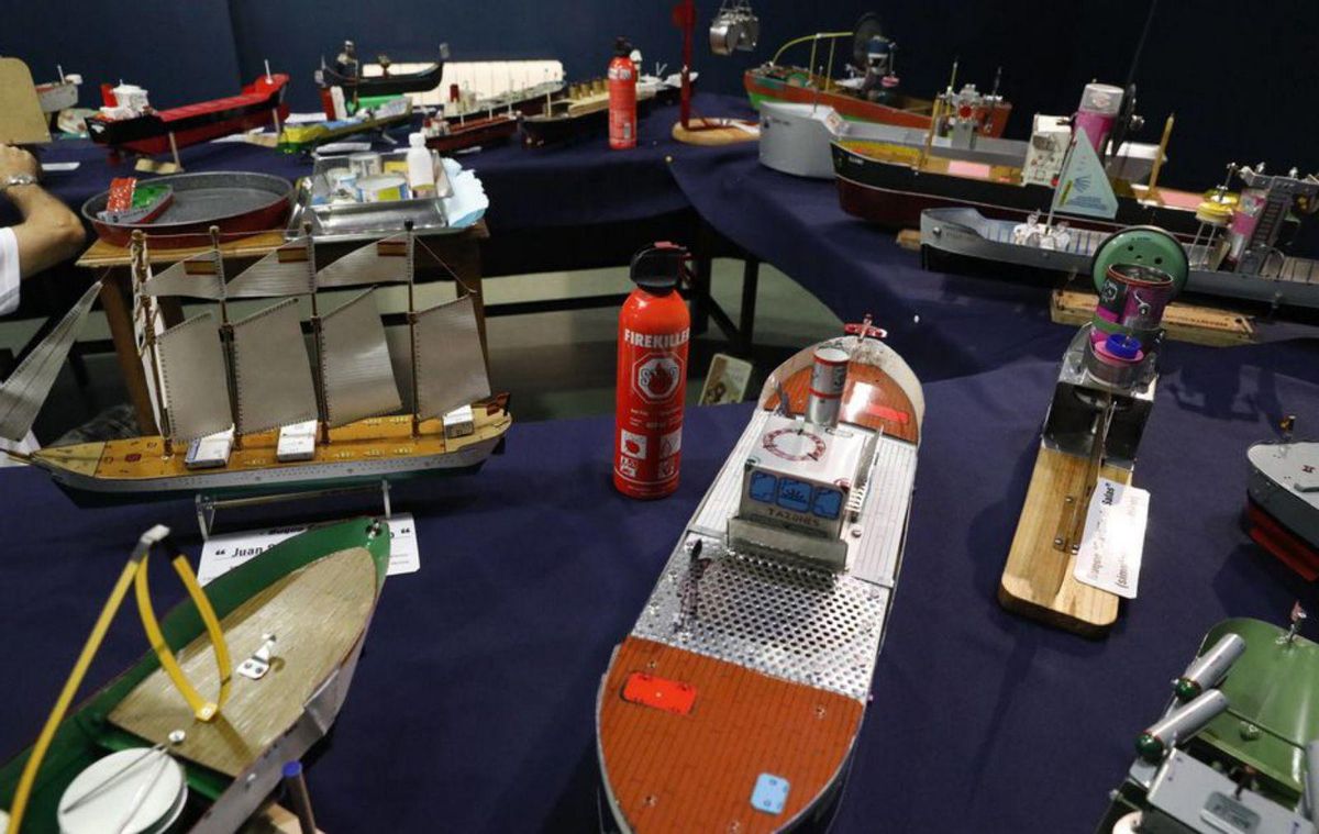 Selección de piezas integradas en la exposición del Museo Marítimo. | MARA VILLAMUZA