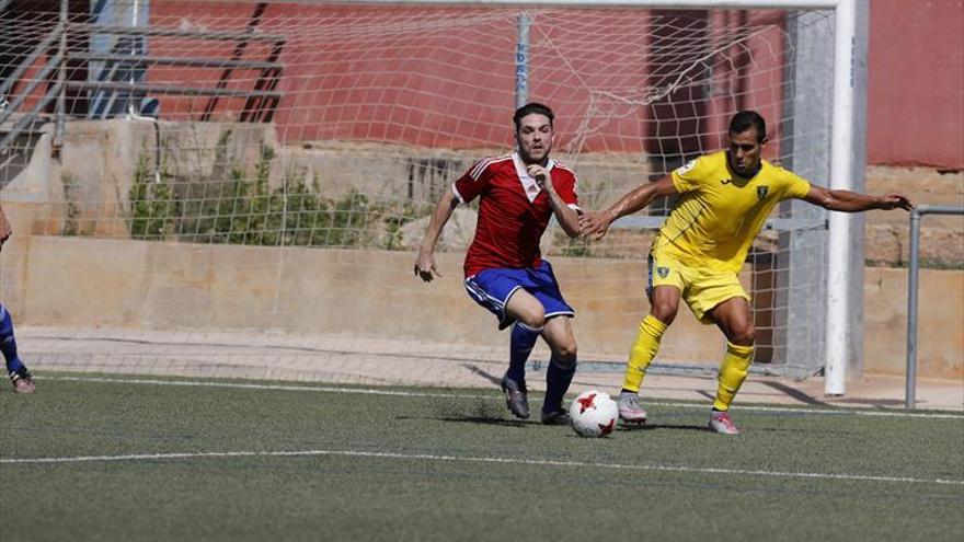 El Borriol aguanta el arreón del Orihuela para sumar un punto