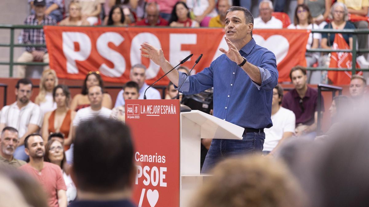 Sánchez: "La economía española va como una moto y eso no es casualidad"