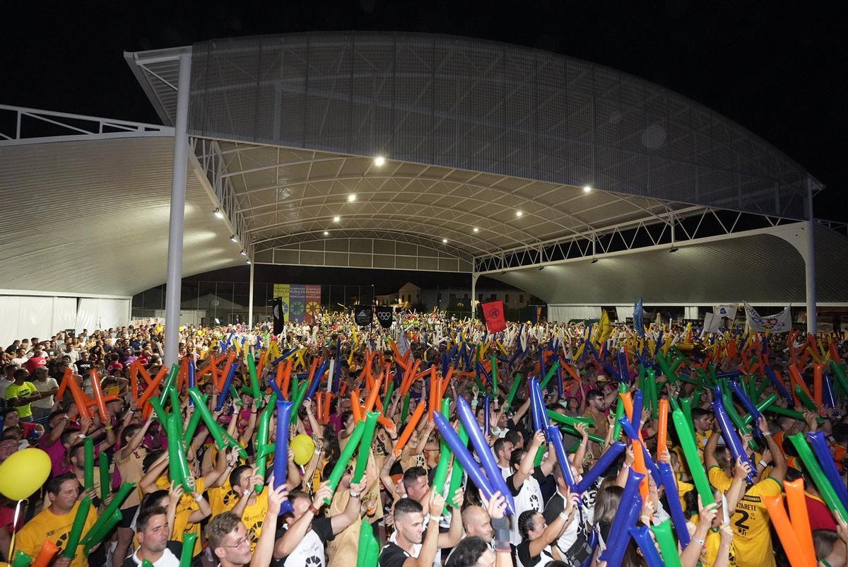 Celebración, el viernes por la noche, de la gala inaugural.