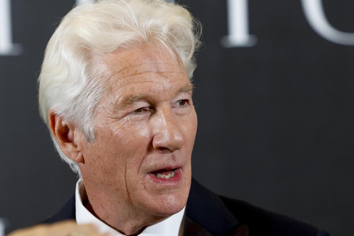 Richard Gere: A Trump lo único que le interesa es el dinero