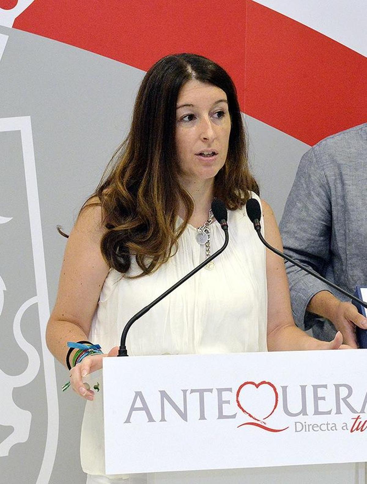 La edil Teresa Molina.