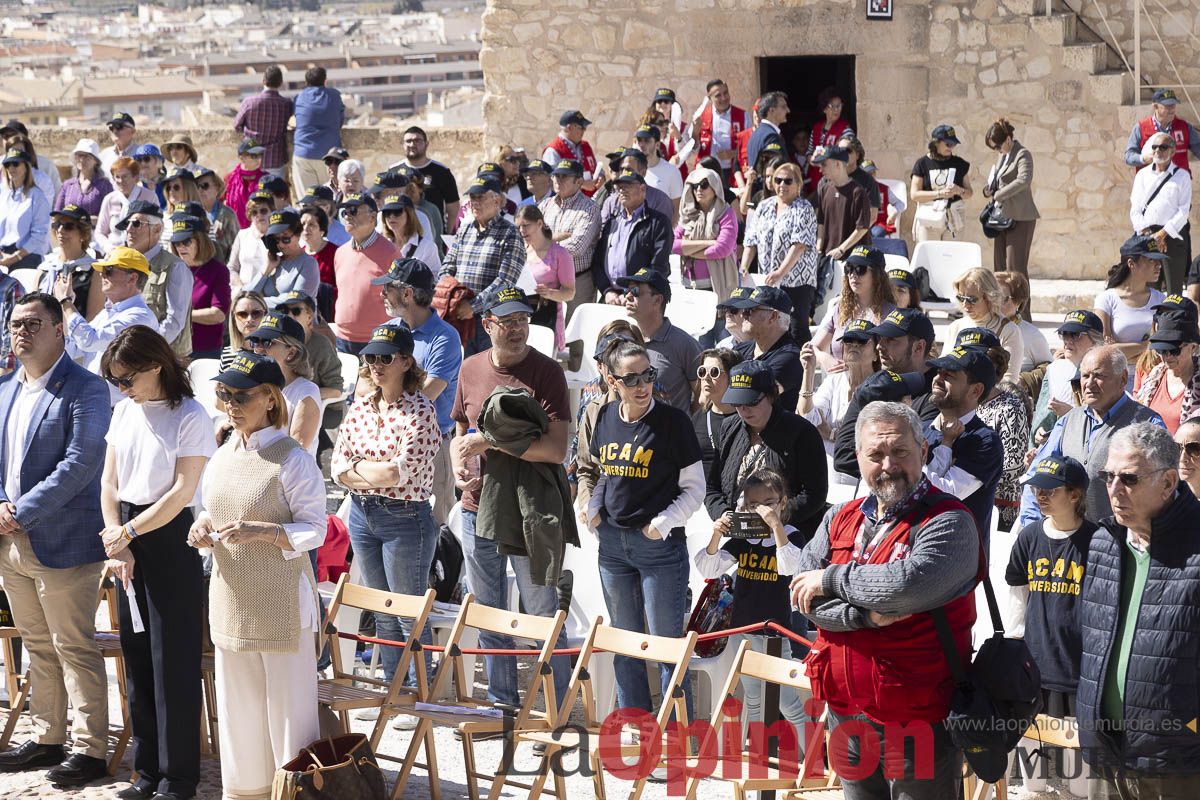 La vicaría de Cartagena, la UCAM, junto a asociaciones y peregrinos de toda España se ponen a los pies de la Vera Cruz