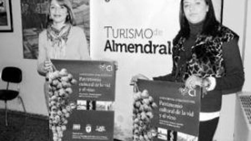 Promocionan en Fitur la conferencia del vino y el centenario de Carolina