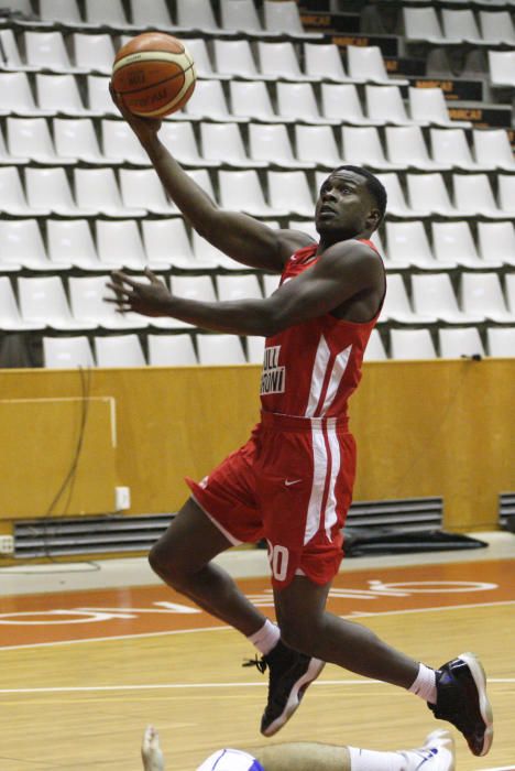 Les imatges del Bàsquet Girona-L''Hospitalet (69-75)