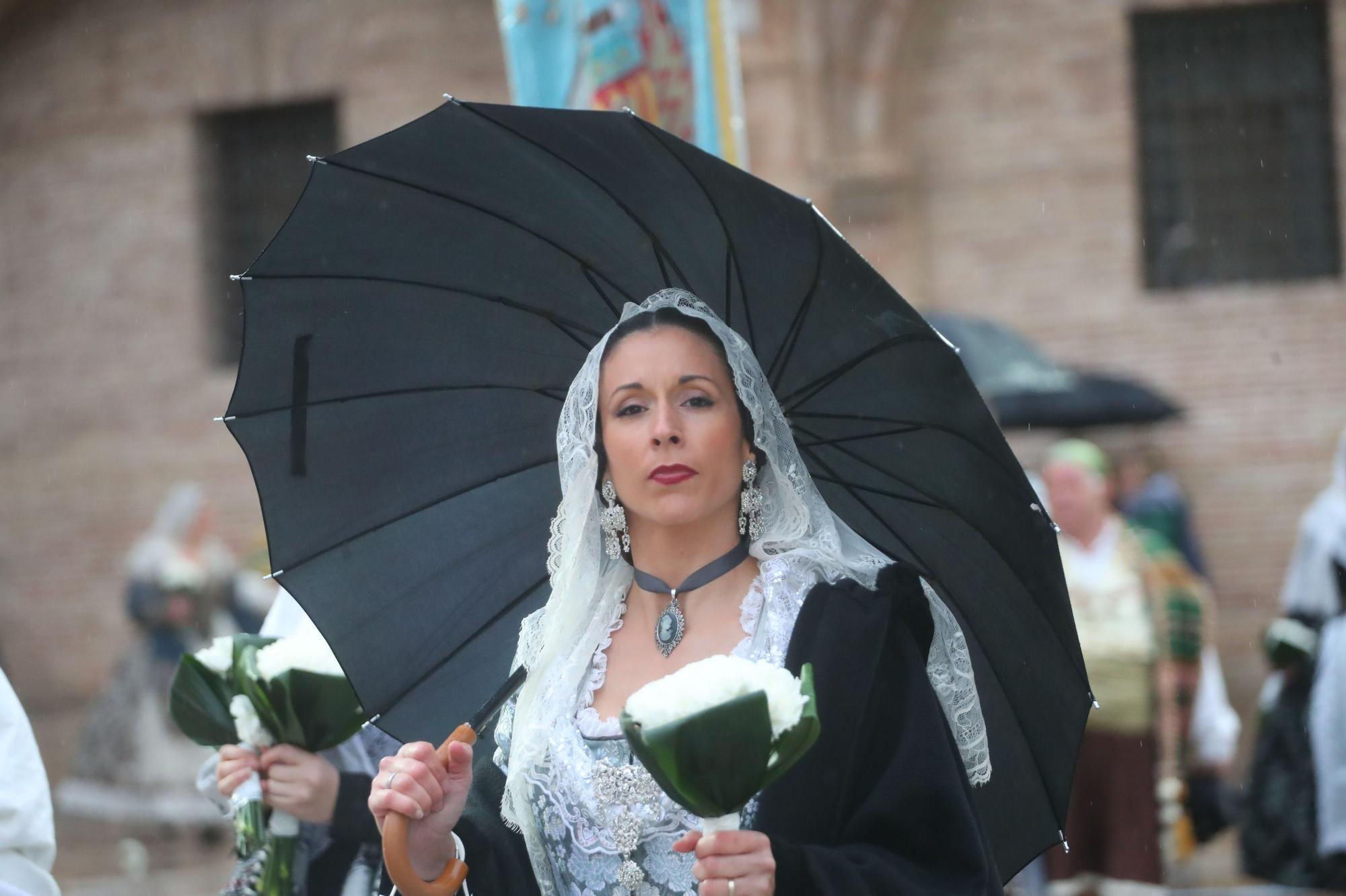 Búscate en el primer día de ofrenda por la calle de la Paz (entre las 18:00 a las 19:00 horas)