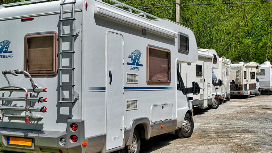 Autocaravanes estacionades