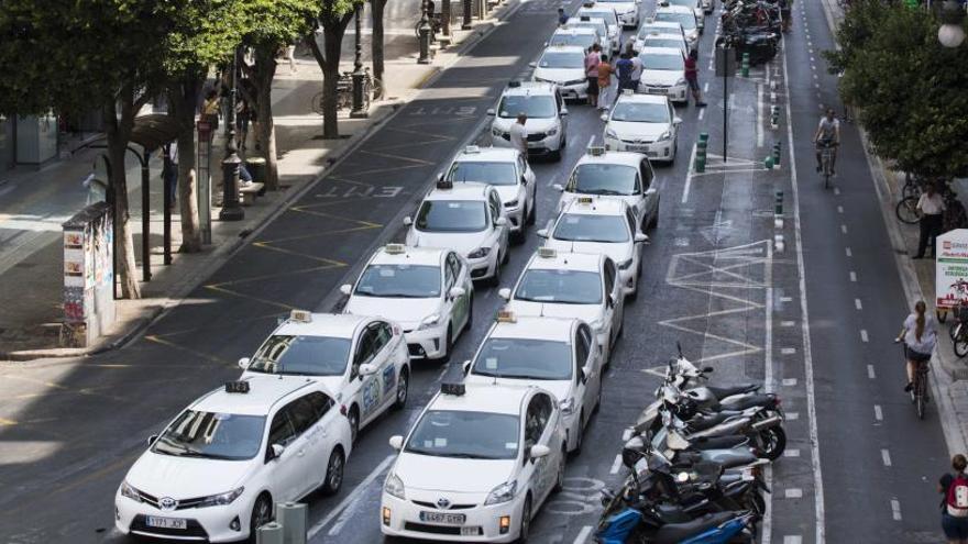 En agosto, el sector del taxi fue a la huelga.