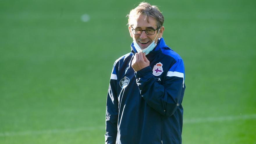 El entrenador del Dépor, Fernando Vázquez.