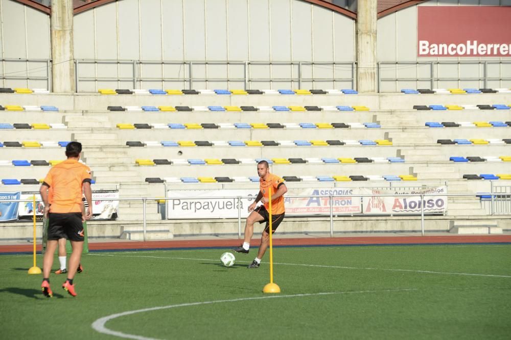 Primer entrenamiento del Caudal Deportivo de Mieres