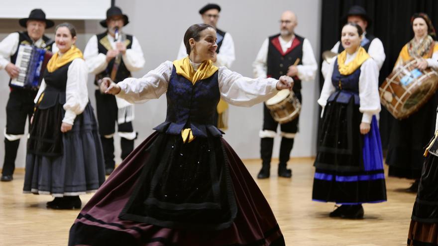 Tres décadas de troula en troula