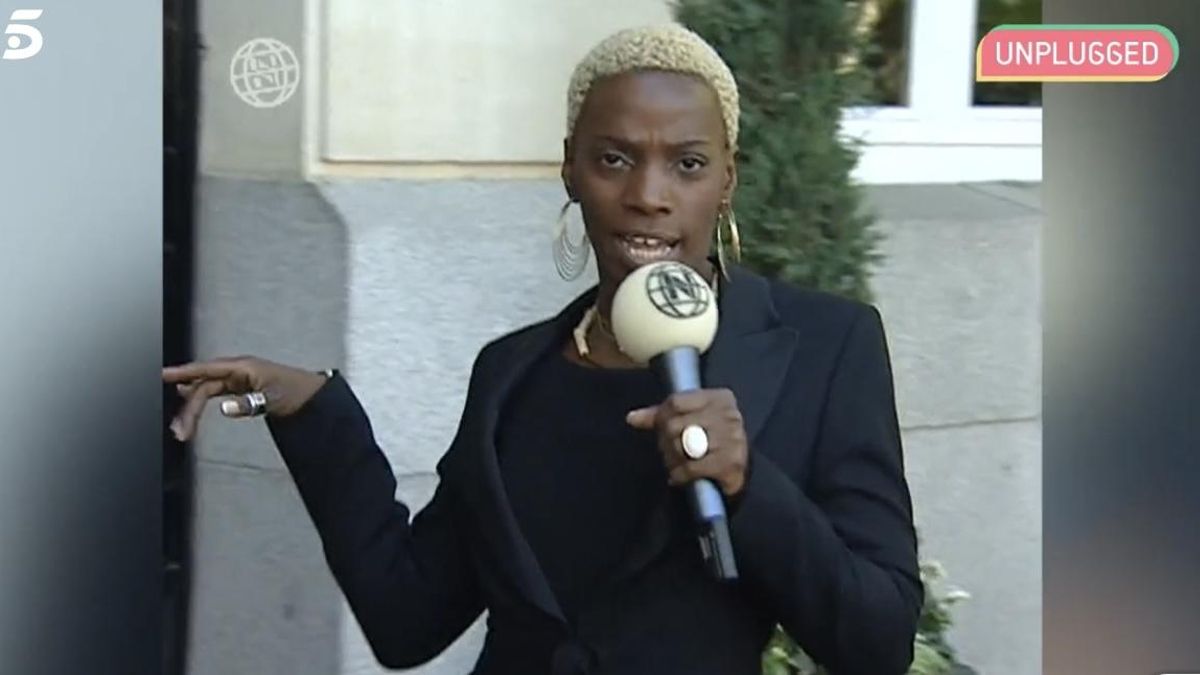 Muere Dnoé Lamiss, hermana de Carolina Sobe y reportera de Cuatro en un programa de humor con Broncano, a los 53 años por una neumonía