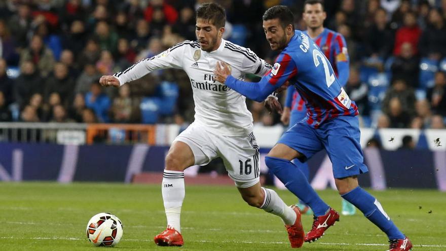 Lucas Silva, con la camiseta del Real Madrid.