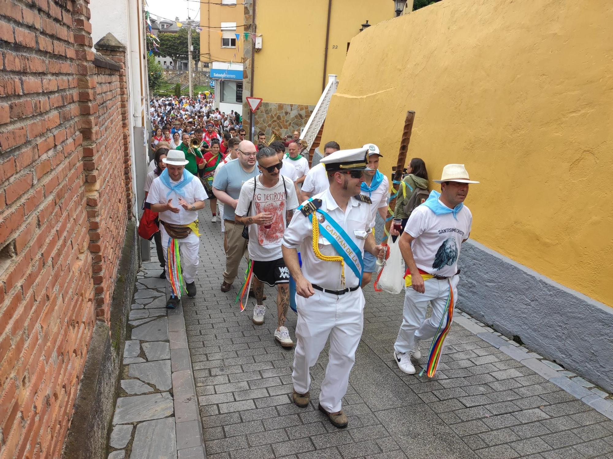 En imágenes: Así fue la salida de los romeros para celebrar la jira que cierra Las Telayas