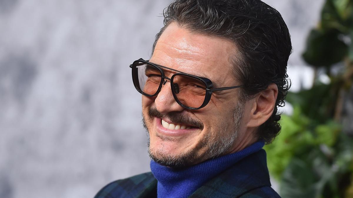 Pedro Pascal confiesa que &quot;haría lo que fuera&quot; por Jennifer Aniston