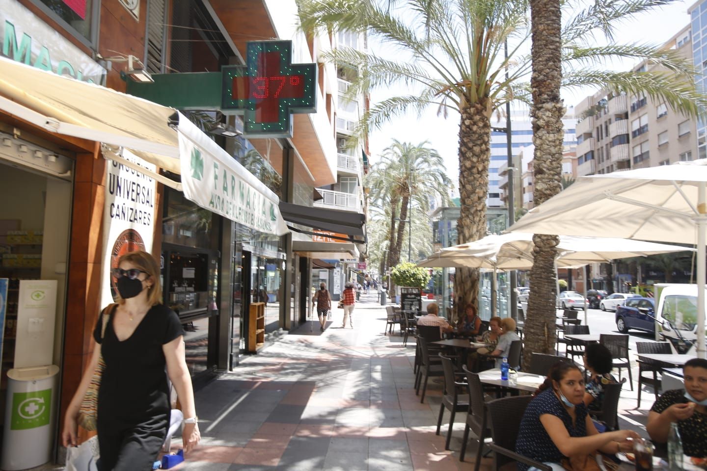 El tiempo en Alicante: máximas de 39 grados y bochorno en la costa