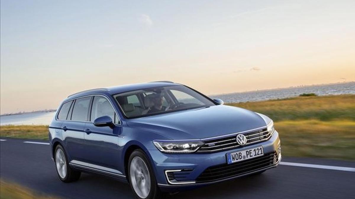 El Passat GTE estará disponible en enero