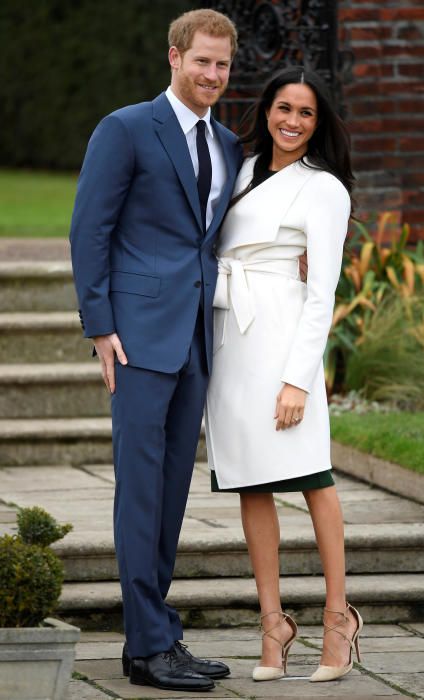 El príncipe Enrique de Inglaterra y Meghan Markle anuncian su compromiso